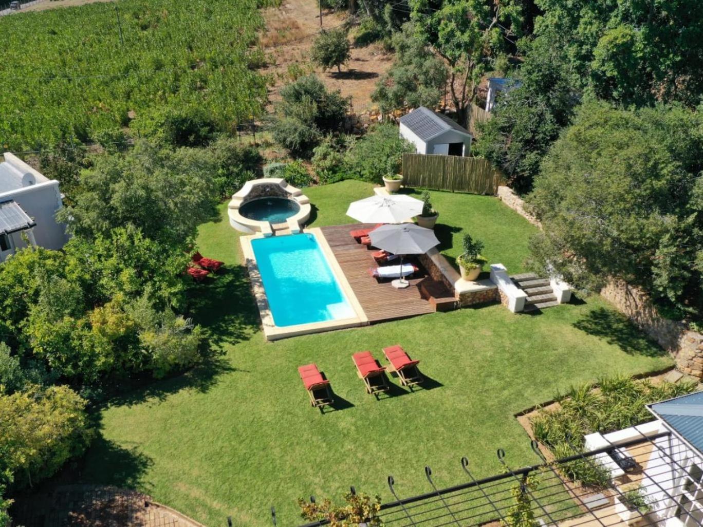 Banhoek Corner Guesthouse Stellenbosch Exterior photo